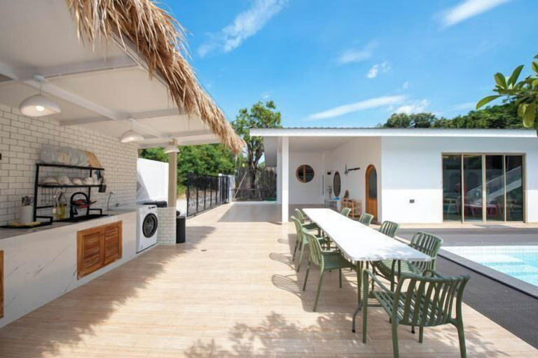 Interior 5, De Beach pool villa. New Villa 3 min walk from the beach 5 rooms, Pattaya