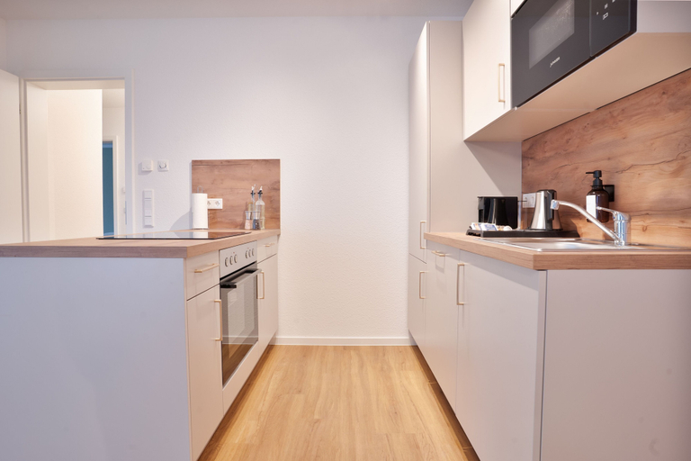 Private kitchen 4, Premium Apartments I home2share, Osnabrück