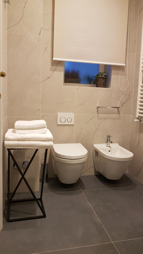 Bathroom 5, Casa Almika Sparano, Bari