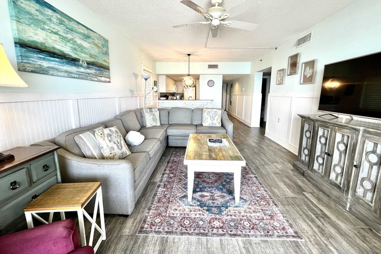 Living area 2, Tropical Winds 304 3 Bedroom Condo by RedAwning, Baldwin