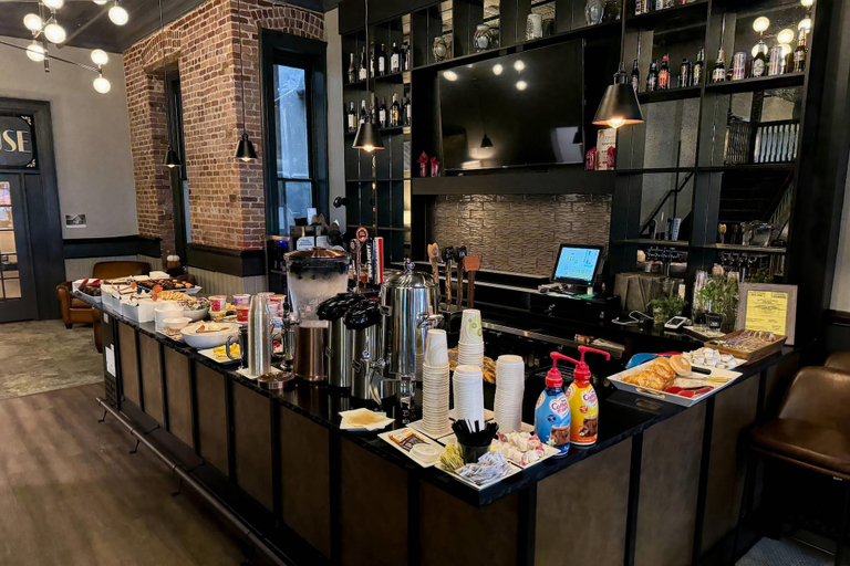 Food & Drinks 4, Tygart Hotel, an Ascend Collection Hotel, Randolph