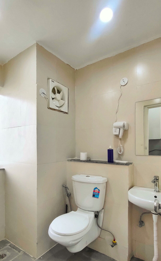 Bathroom 3, Let'stay- NX-One Noida, Gautam Buddha Nagar
