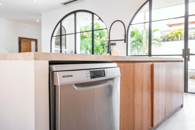 Private kitchen 5, Bianca Villa by Betterplace, Badung