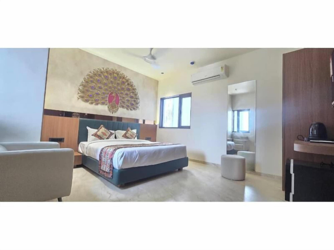 Room 4, Hotel The Grand Om Krishna, Devbhumi Dwarka