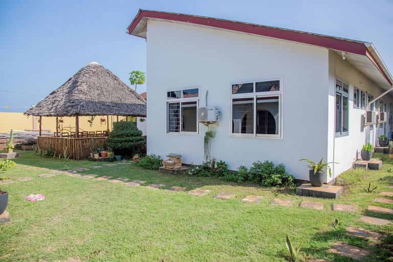 Exterior & Views 2, La Casa Preciosa, Tanga