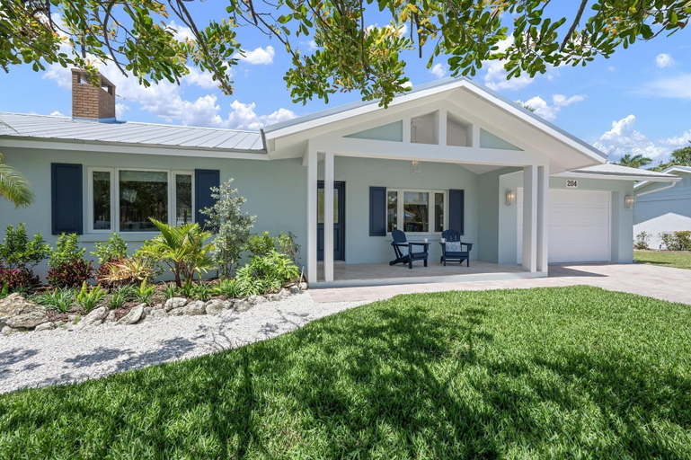 Exterior 4, Latitude Adjustment Ami 3 Bedroom Home, Manatee