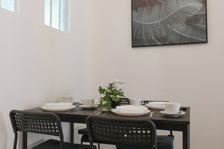 Private kitchen 3, 2BR Apartment Long Stay Up to 6 Guests, Wien