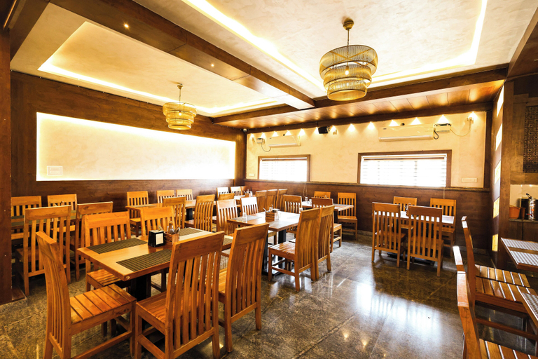 Restaurant 3, SSR Comforts, Mandya