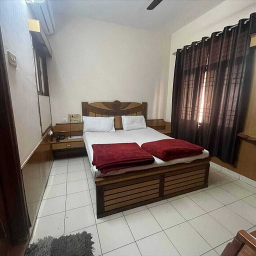 Room 5, Hotel Saiom Palace, Raipur