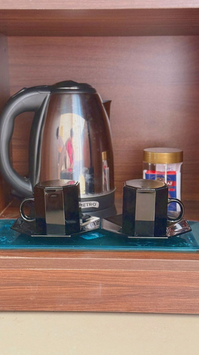 Coffee and/or coffee maker 4, Vilona Inn, Kothmale