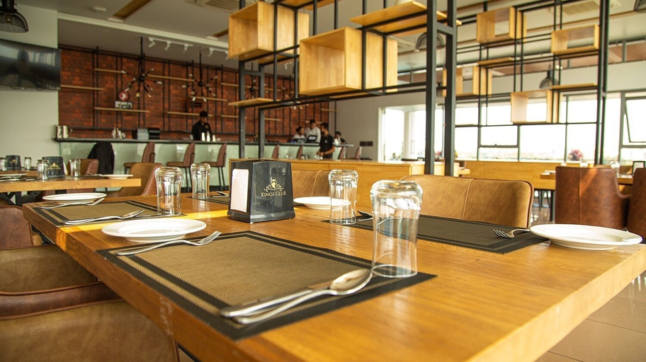 Food & Drinks 5, Kings Club, Bangalore