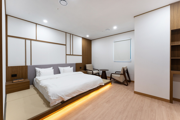 Room 4, Shilla Legacy Hotel, Gyeongju
