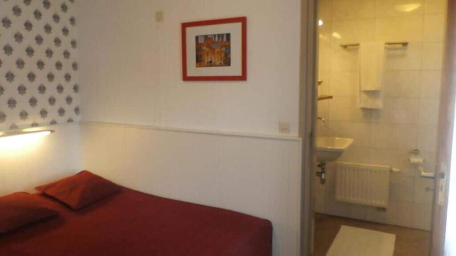 Room 2, Hotel Heynen, Valkenburg aan de Geul
