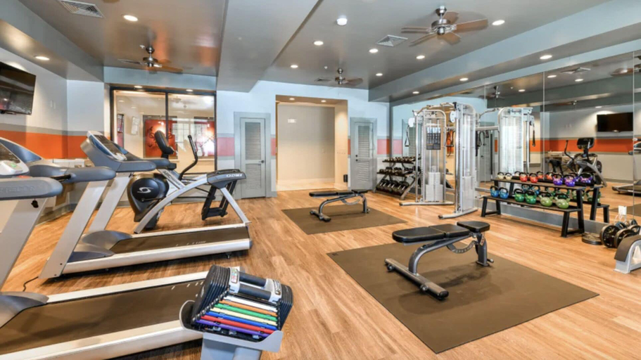 Fitness facility 3, Landing Apartments Memphis near UTHSC, Shelby