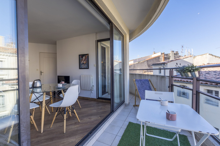 Room 2, Terrasse en Ville - Premi re Conciergerie, Hérault