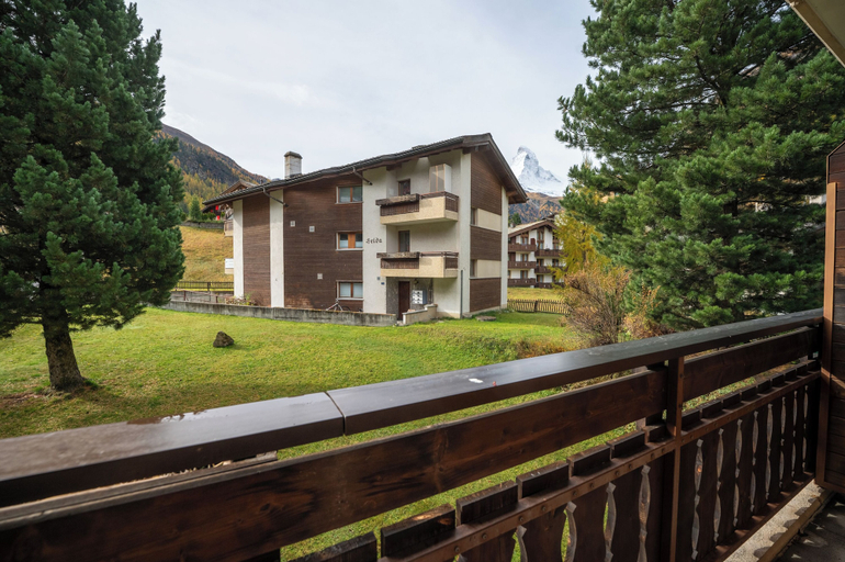 Exterior & Views 2, Fabi s Horu Lodge, Visp