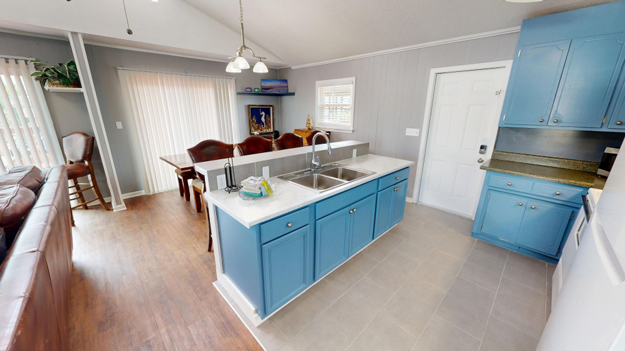 Private kitchen 3, Canal Breeze Cottage 4 Bedroom Home, Okaloosa