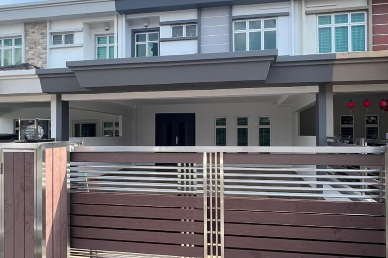 Exterior 5, 5 min to AeonBig , Old Street, BP Mall & D Garden, Batu Pahat