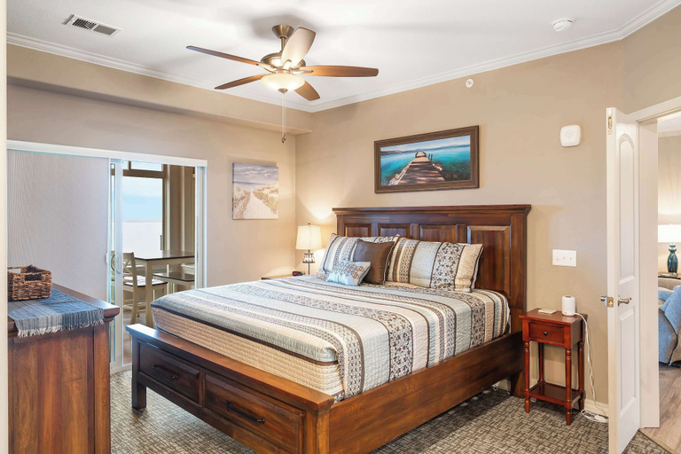 Bedroom 3, Paradise View at the Majestic - Spectacular Views!, Taney