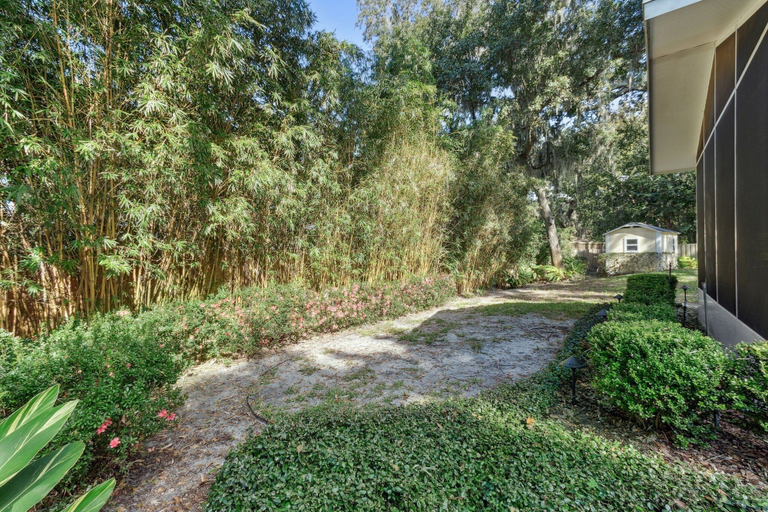 Property grounds 3, 4937 Windward Place 3 Bedroom Home, Nassau