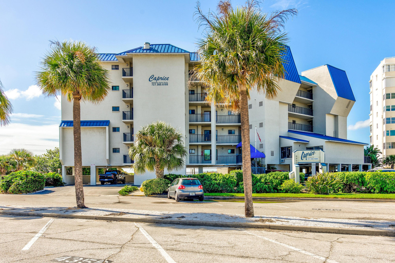 Exterior & Views 2, Caprice 306, Pinellas