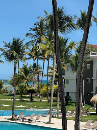 Pool 2, Playa Palmera Ocean View Apartments, Salvaleon de Higuey