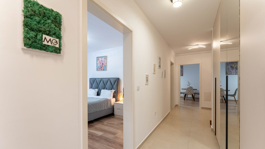 Others 5, MoHost Sabina - Luxury with Balcony, Brasov