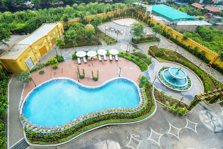 Sport & Beauty 3, LaChateau Hotel, District 8