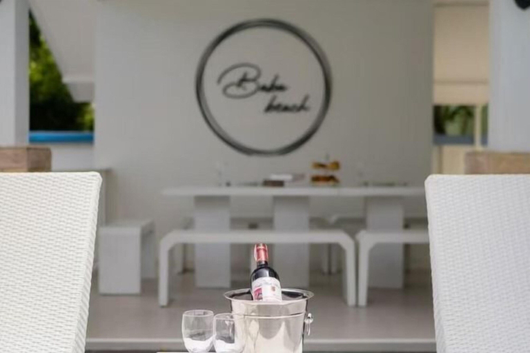 Outdoor dining 2, Baba beach, Pattaya