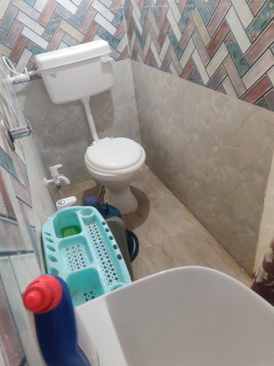 Bathroom 3, Mahakali Bhavan Homestay, Devbhumi Dwarka
