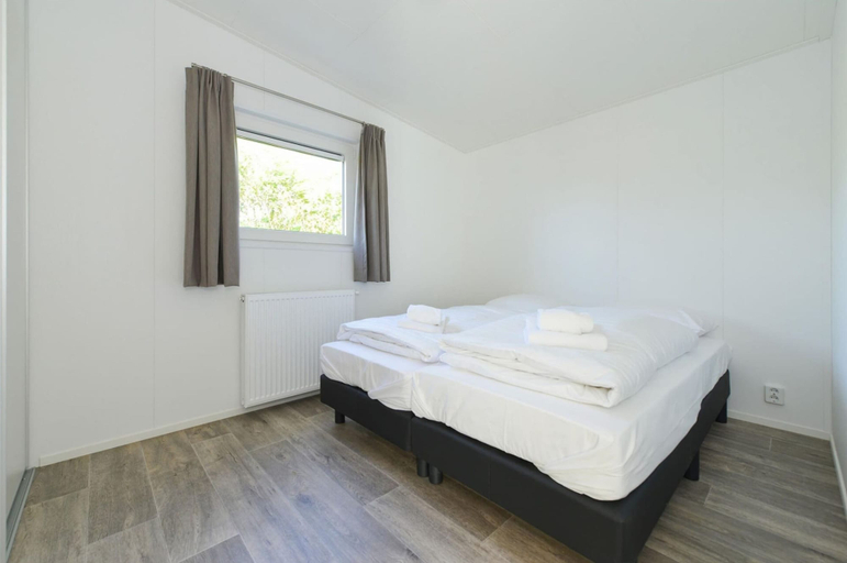 Bedroom 3, Brand new Chalets at 10 Minutes From the Oosterschelde, Borsele