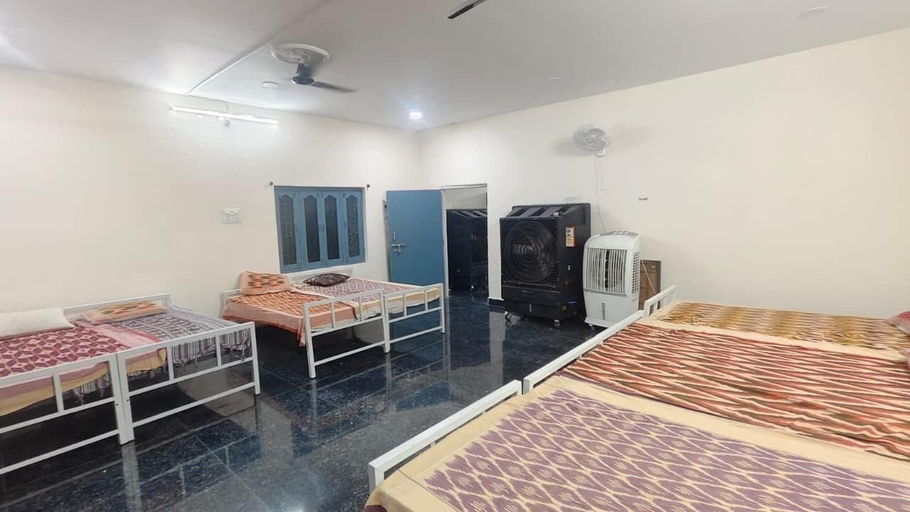 Room 5, RoHans Farmstay & Events, Nalgonda