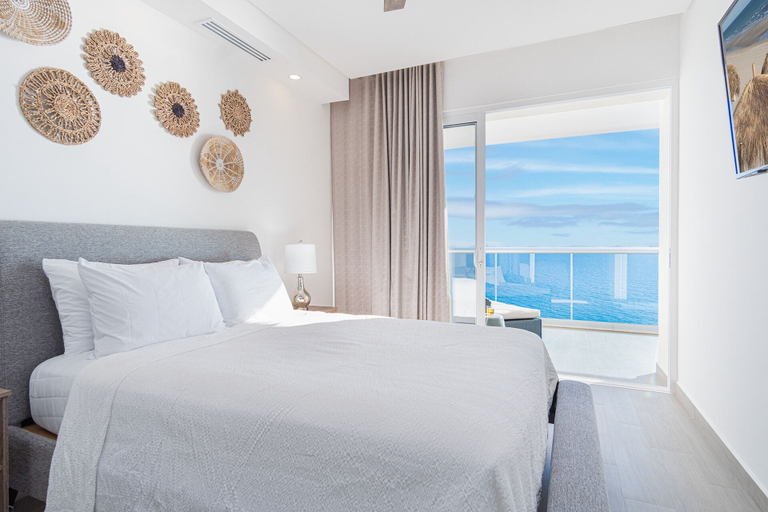 Room 3, Sandy Paws 2 Bedroom 2 Bath Ocean Front Encantame Towers C1604, Puerto Peñasco