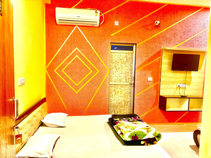Room 2, Hotel Rameshwaram Palace, Sikar