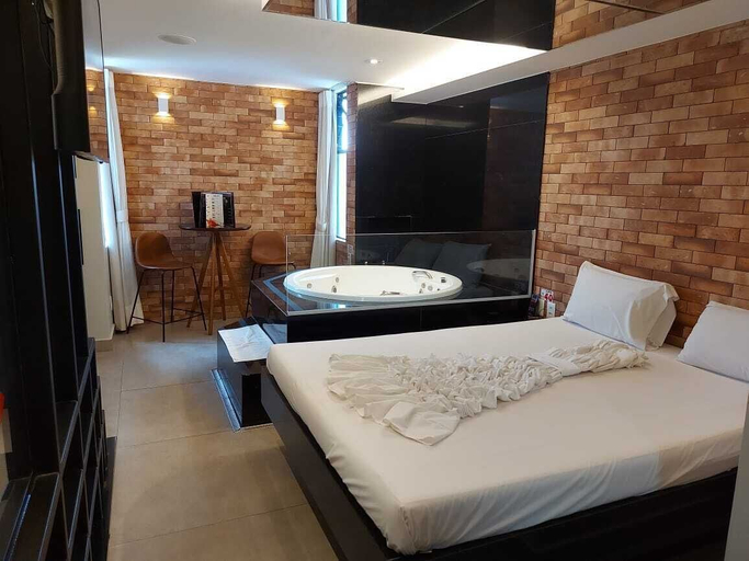 Bedroom 5, Motel Park Way, Brasília