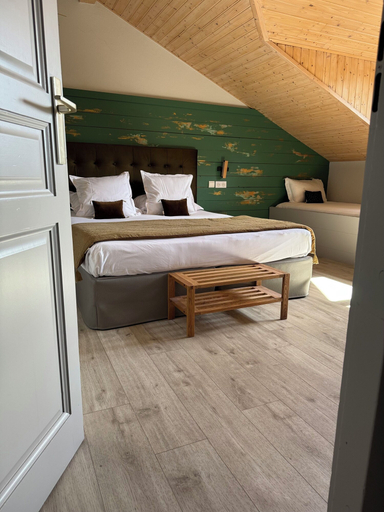 Bedroom 4, L'Arborescence, Haute-Savoie