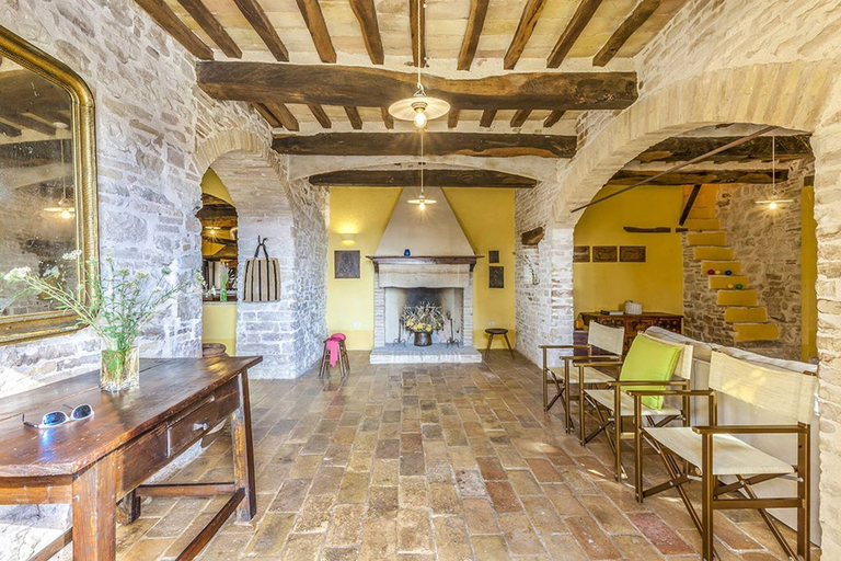 Room 2, Checello 12 in Cagli, Pesaro E Urbino