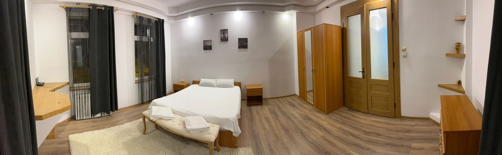 Room 2, Casa din Tei Brasov by BuySellRent, Brasov