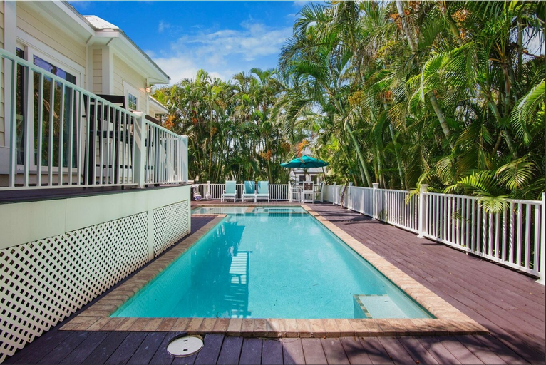 Pool 5, Sunset & Sand 4 Bedroom Townhouse, Manatee