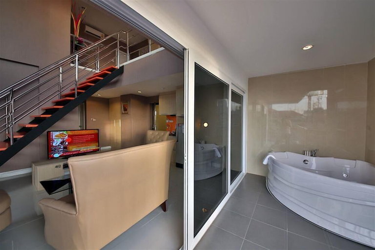 Bathroom 4, New Nordic Kristine, Pattaya