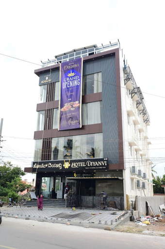Front of property 5, Hotel Diyanvi, Mysore