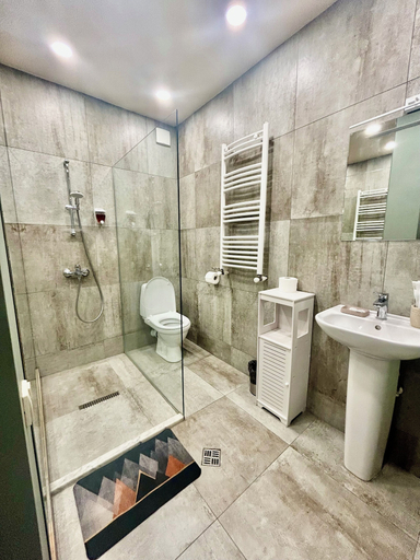 Bathroom 4, Grand Panora Hotel Tbilisi, Tbilisi