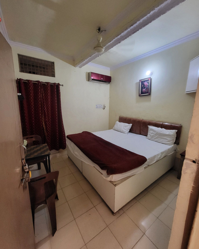 Room 3, Hotel Victoria Grand, Bareilly