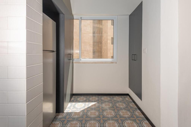 Private kitchen 2, Sea view apartment with balcony