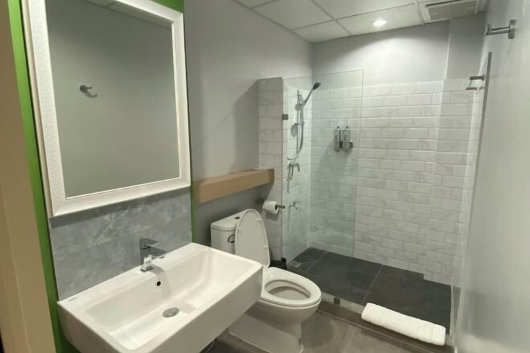 Bathroom 3, Chill Chill Hotel, Mueang Krabi