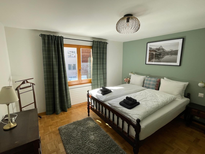 Room 5, Forest- finest selections, Visp