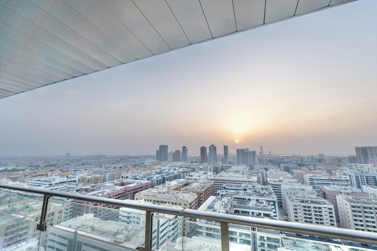City view, Luxury Homestay Near Dubai WTC, Dubai