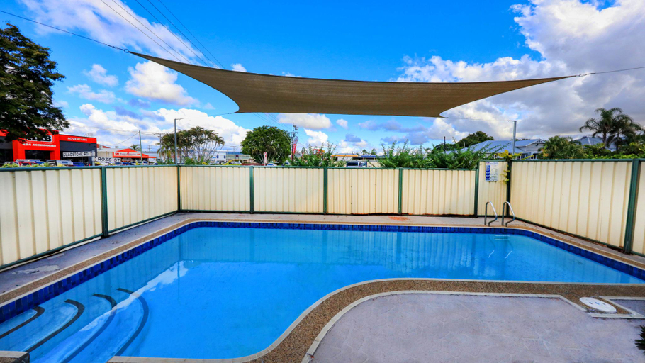 Sport & Beauty 5, Tropical Gateway motor inn, Rockhampton