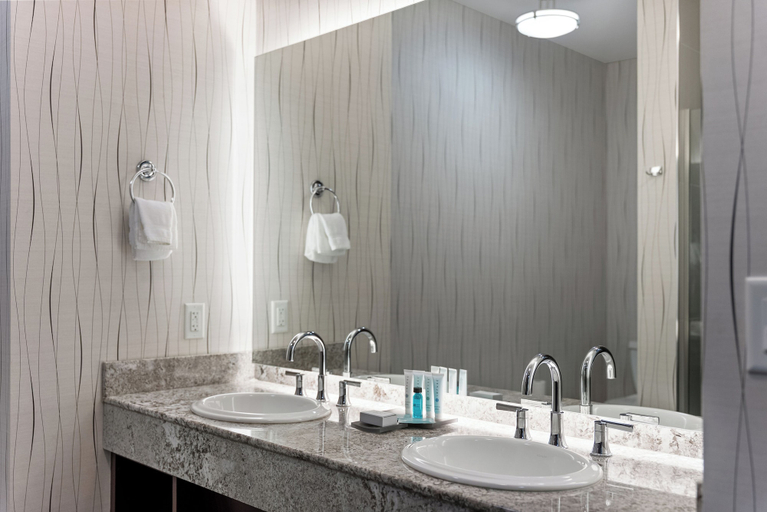 Bathroom 4, 12 Tribes Omak Casino Hotel, Okanogan