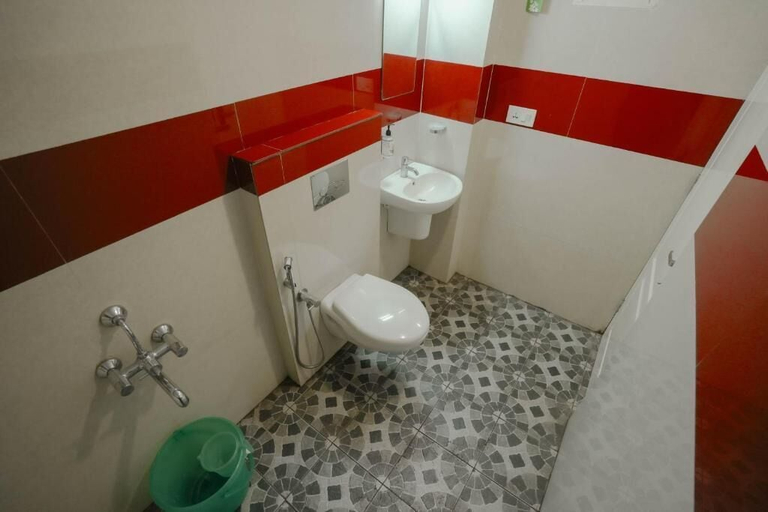 Bathroom 4, Airport Avenue Plaza, Ernakulam